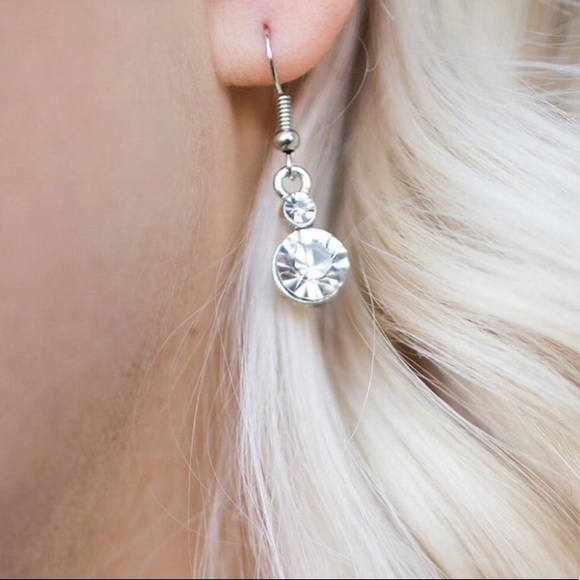 NEW Rhinestone Jewelry Set - Picture 2 of 4